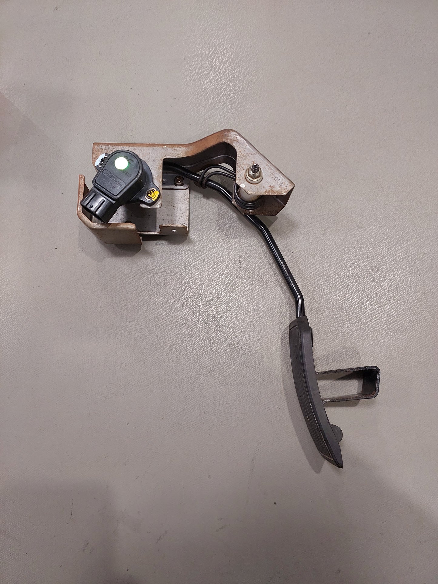 350z Accelerator Pedal Used